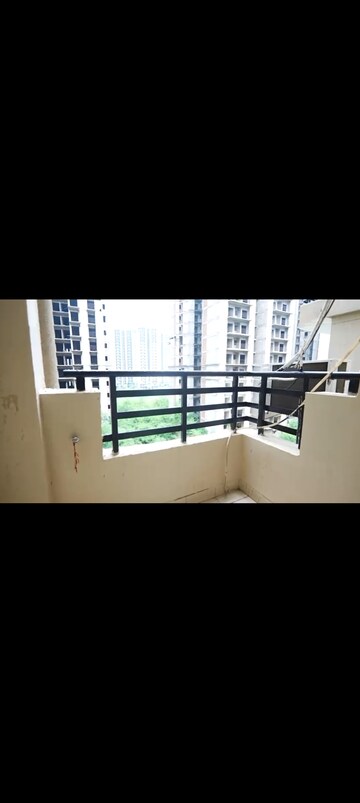 Team Area in 2 BHK Apartment at Stellar Jeevan, Sector 1 Greater Noida – for Sale