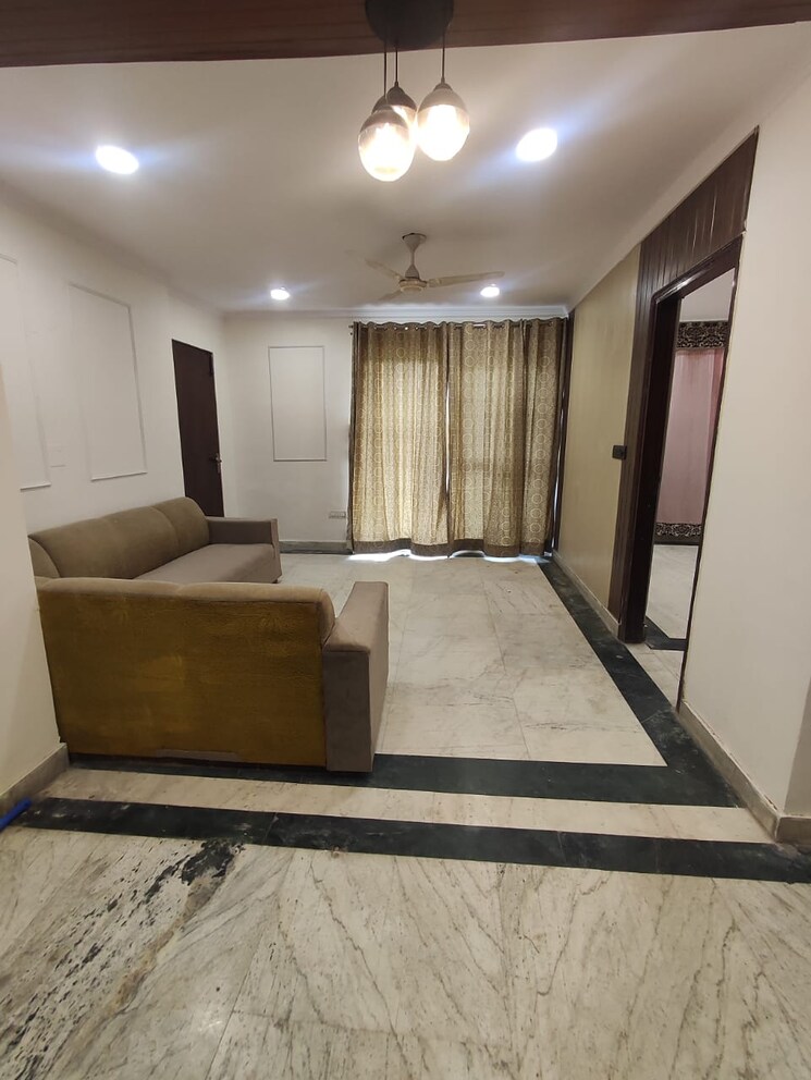 Living Room, lajpat nagar 4 3 Bedroom 160 Sq.Yd. Builder Floor In Lajpat Nagar 4 Delhi 9172413