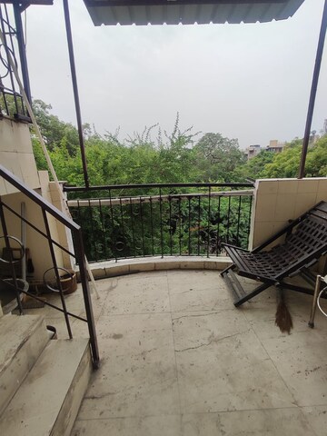 Balcony in 3 BHK Builder Floor at Lajpat Nagar 4 – for Rent