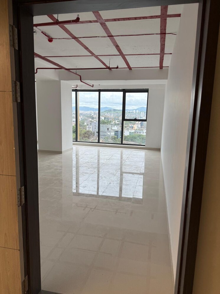 Team Area, naman-kushal-wallstreet Commercial Office Space 1000 Sq.Ft. In Shivajinagar Pune 9058149