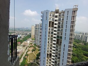 3 BHK Apartment – Exterior View View at Amrapali Platinum, Sector 119 - for Sale