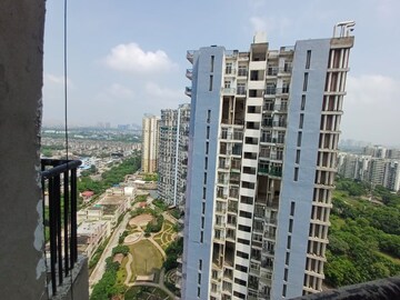 3 BHK Apartment – Exterior View View at Amrapali Platinum, Sector 119 - for Sale