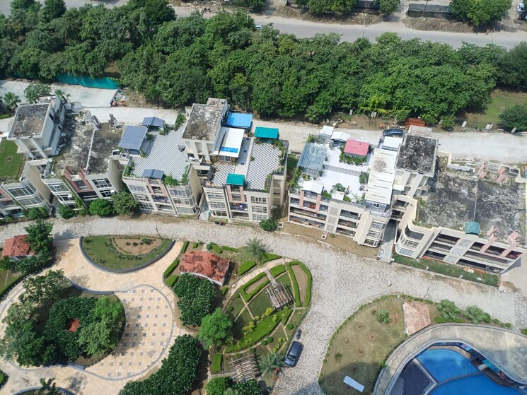 Master Plan, amrapali-platinum 3 Bedroom 1325 Sq.Ft. Apartment In Sector 119 Noida 9172427