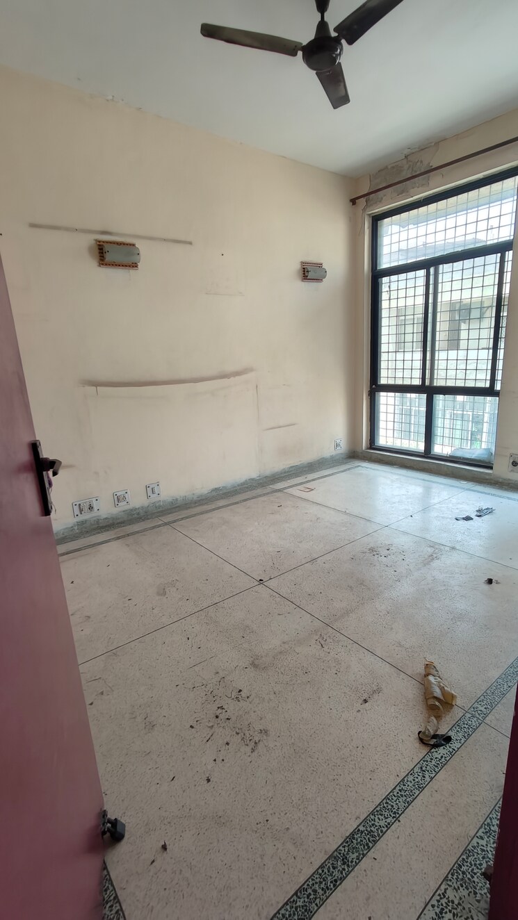 Room, ansal-plaza-gurgaon 3 Bedroom 1800 Sq.Ft. Builder Floor In Palam Vihar Gurgaon 9172493