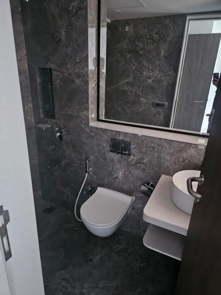 Bathroom, nahar-amaryllis-towers-and-plaza 2 Bedroom 604 Sq.Ft. Apartment In Chandivali Mumbai 9172419