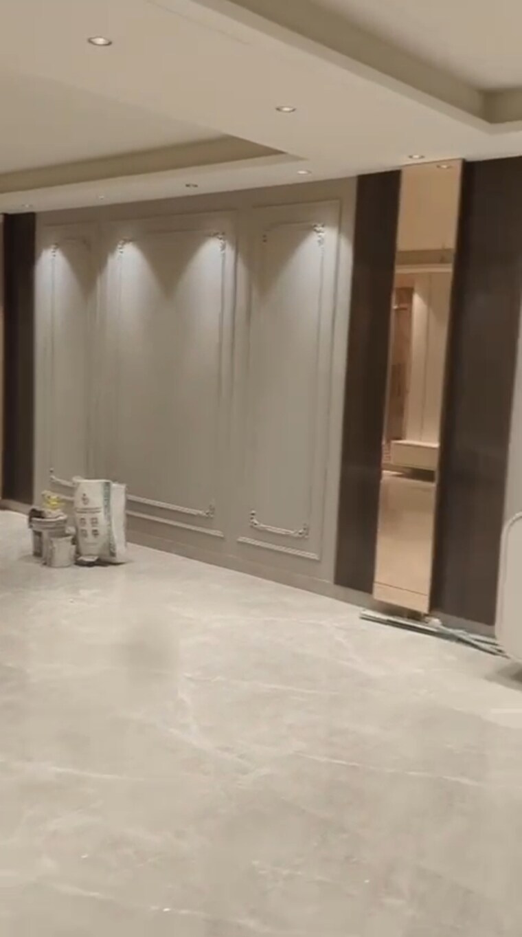 Room, bptp-eden-estate 4 Bedroom 300 Sq.Yd. Builder Floor In Sector 81 Faridabad 9172471