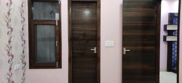 undefined, rohini sector 8 3 Bedroom 135 Sq.Ft. Builder Floor In Rohini Sector 8 Delhi 9172428