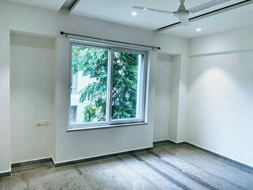Room in 2 BHK Apartment at Kalyani Nagar – for Rent