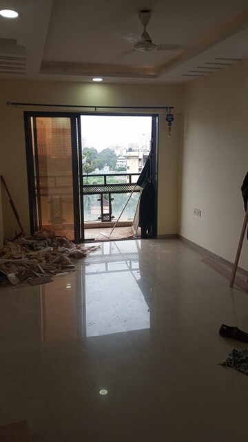 Room in 2 BHK Apartment at Akashganga Complex Kavesar, Kavesar – for Rent