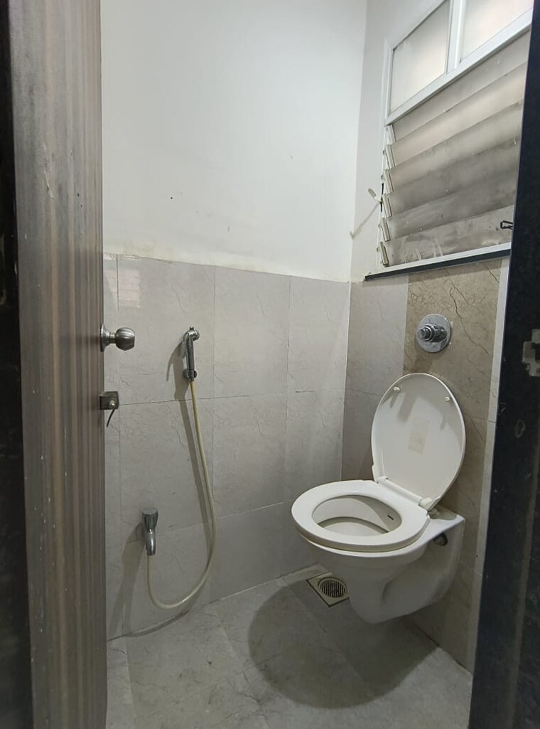 Bathroom, pgd-pinnacle 1 Bedroom 501 Sq.Ft. Apartment In Mundhwa Pune 9172481