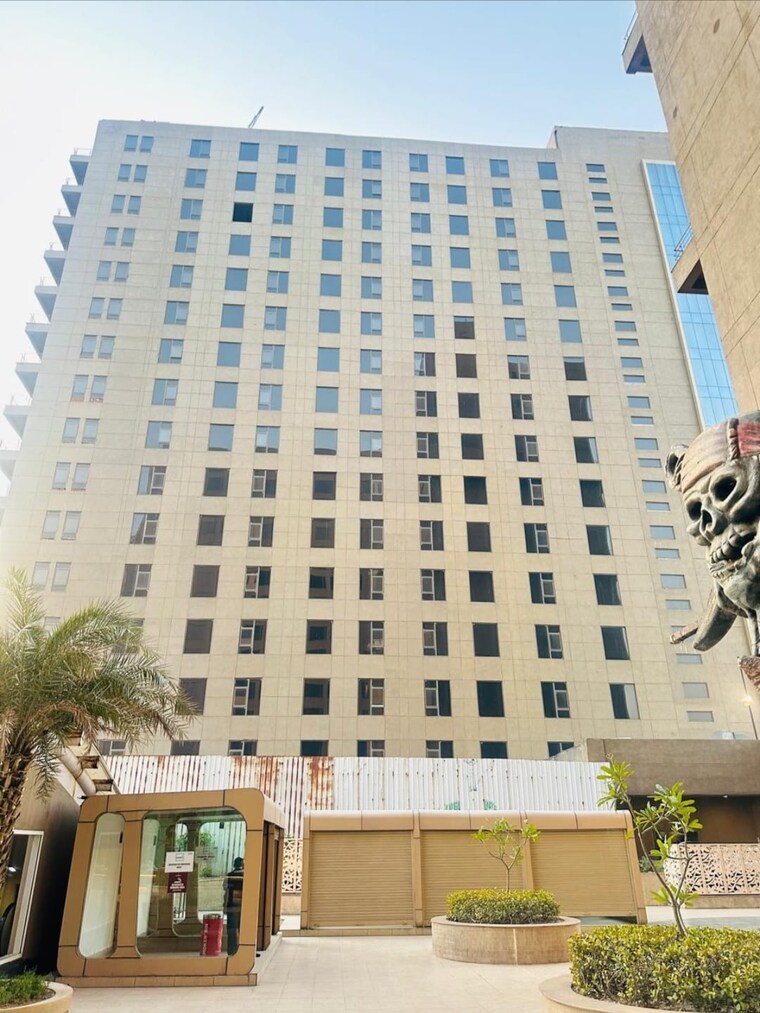 Exterior View, bhutani-experience Commercial Shop 200 Sq.Ft. In Sector 32 Noida 9172528