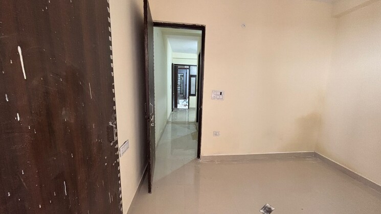 Room, mayur vihar phase 1 1.5 Bedroom 500 Sq.Ft. Builder Floor In Mayur Vihar Phase 1 Delhi 9172519