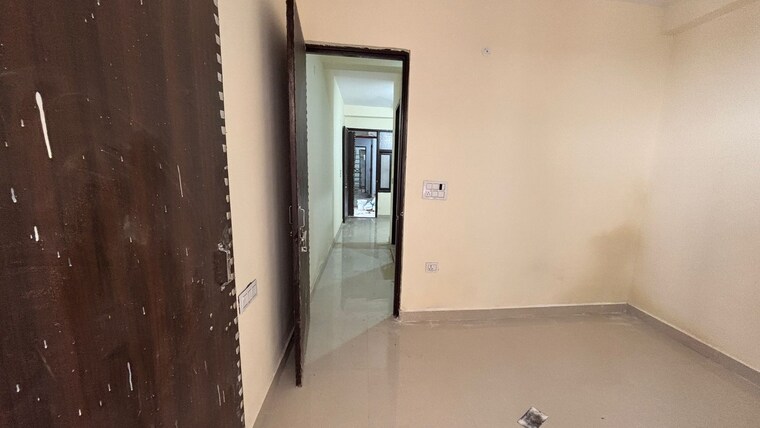 Room, mayur vihar phase 1 1.5 Bedroom 500 Sq.Ft. Builder Floor In Mayur Vihar Phase 1 Delhi 9172519