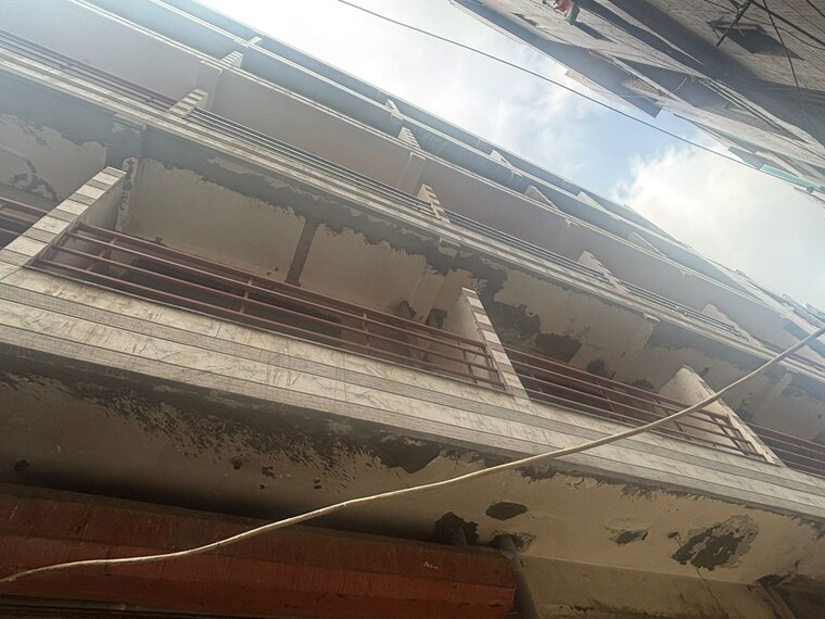 Exterior View, mayur vihar phase 1 1.5 Bedroom 500 Sq.Ft. Builder Floor In Mayur Vihar Phase 1 Delhi 9172519