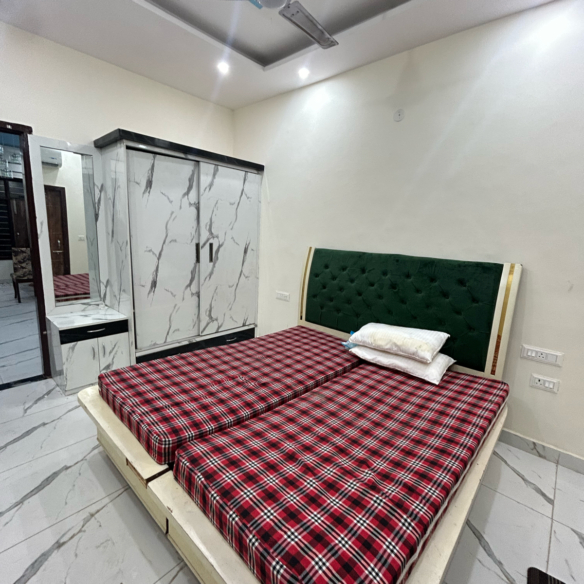 2 BHK + Extra Room Apartment For Rent in Kharar Landran Road