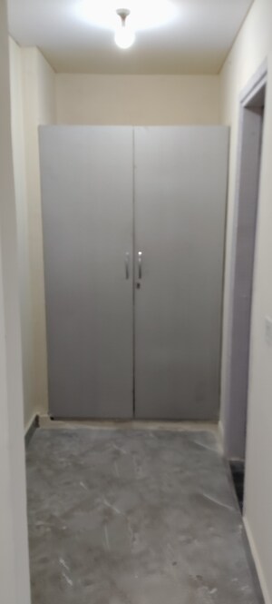 Furnished Amenities in 3.5 BHK Apartment at BPTP Park Grandeura, Sector 82 – for Sale