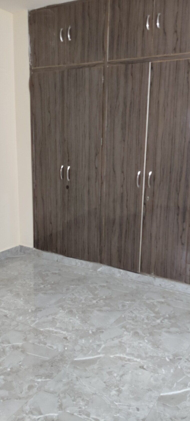 Room, bptp-park-grandeura 3.5 Bedroom 2032 Sq.Ft. Apartment In Sector 82 Faridabad 9172567