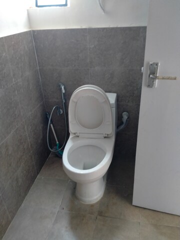 2 BHK Apartment For Rent in Suncity Avenue 76, Sector 76
