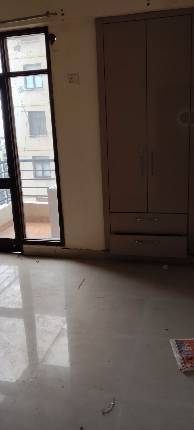 Room, puri-pranayam 3 Bedroom 1857 Sq.Ft. Apartment In Sector 82 Faridabad 9172611