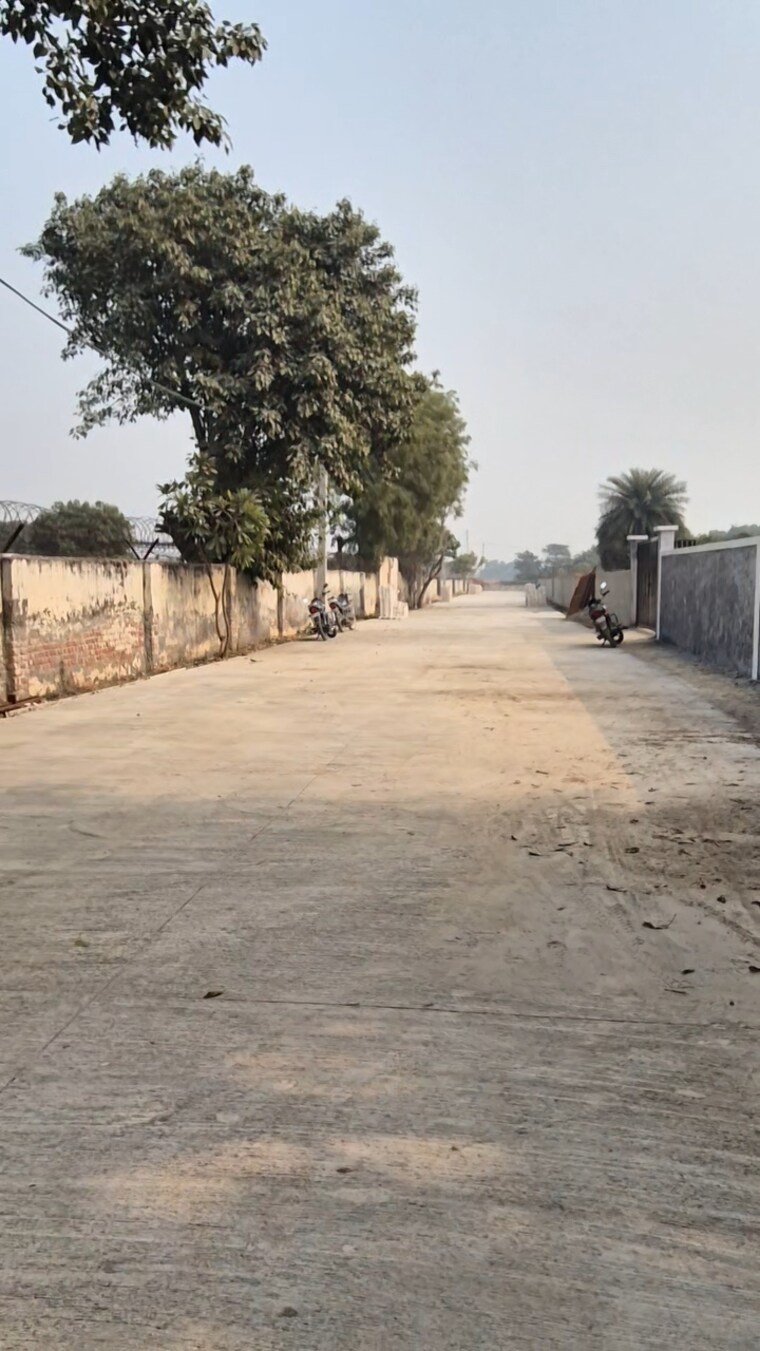 Exterior View, malerna Commercial Land 1210 Sq.Yd. In Malerna Faridabad 9172616