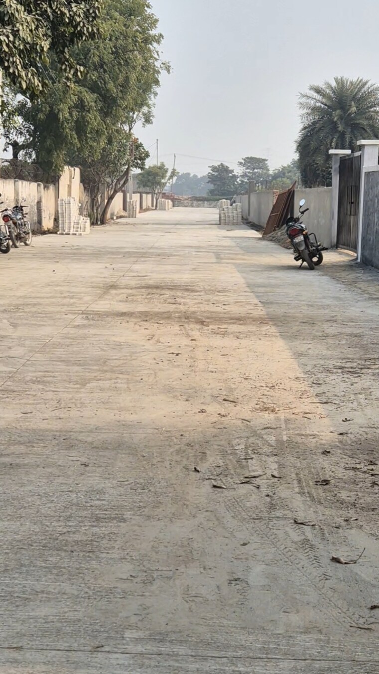 Exterior View, malerna Commercial Land 1210 Sq.Yd. In Malerna Faridabad 9172616