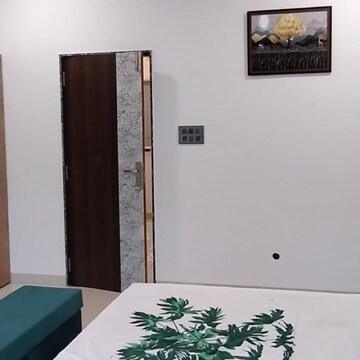 Room in 3 BHK Villa at Nipania – for Rent