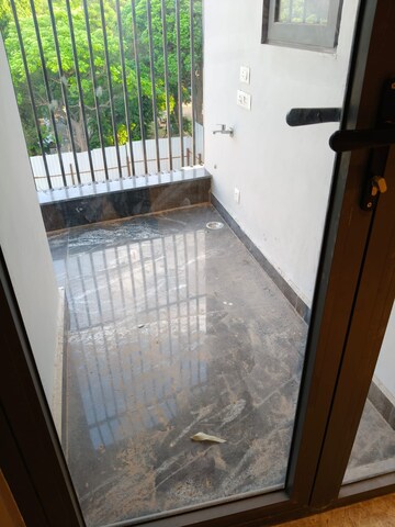 Balcony in 3 BHK Builder Floor at Sarvodaya Enclave – for Rent