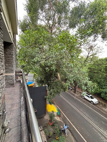 Balcony in 3 BHK Builder Floor at Sarvodaya Enclave – for Rent