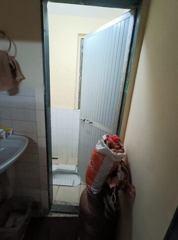 Furnished Amenities in 1 BHK Apartment at Kopar Khairane – for Rent