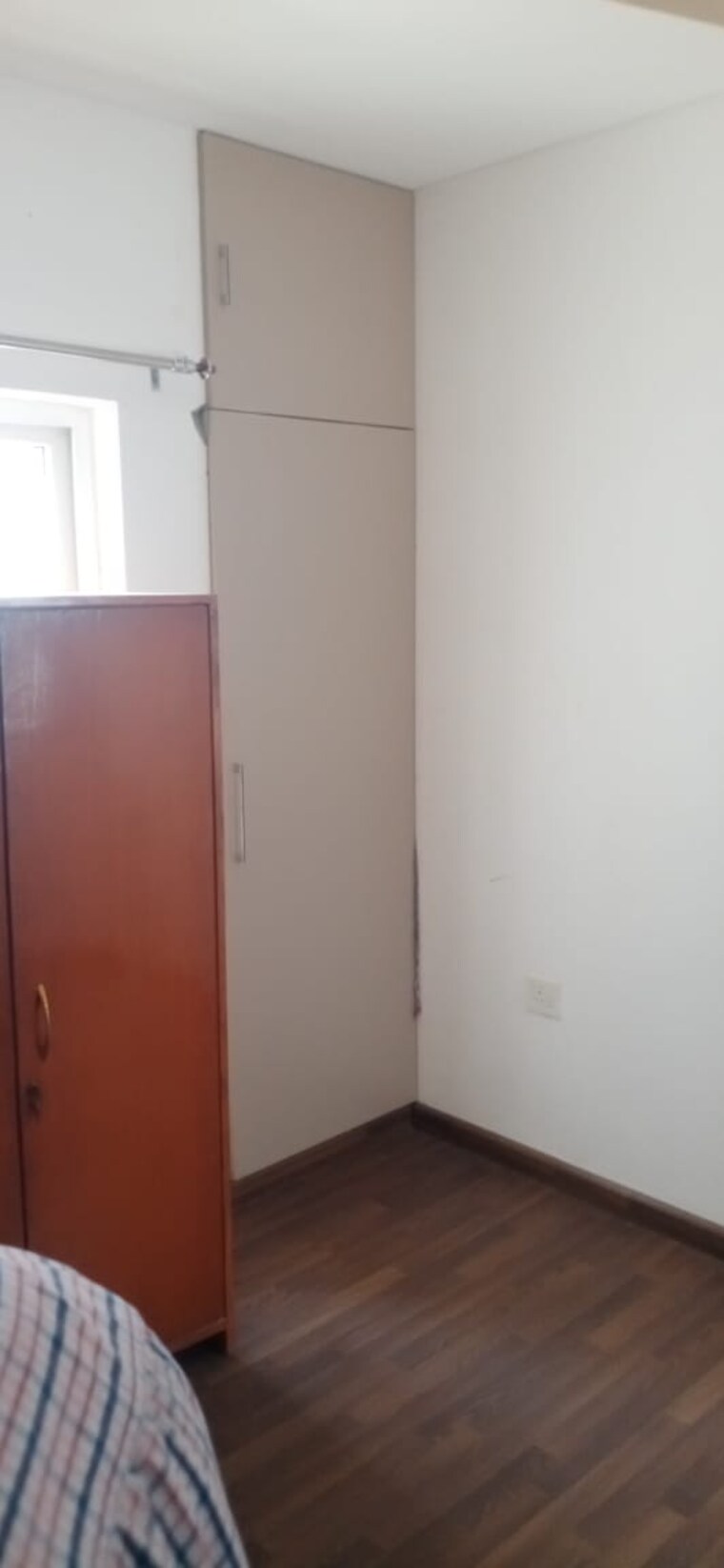 Room, bptp-parkland 3 Bedroom 350 Sq.Yd. Builder Floor In Sector 75 Faridabad 9172688