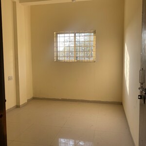 Room in 3 BHK Apartment at Nipania – for Sale