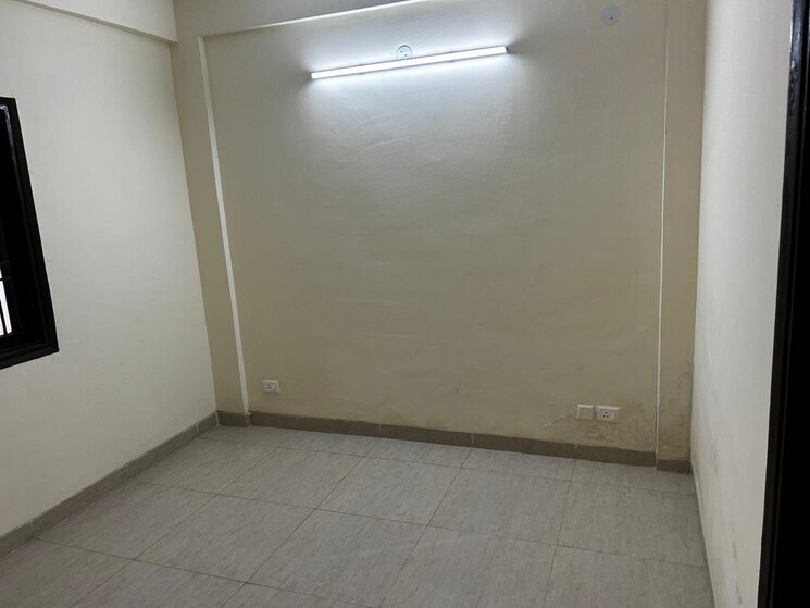 Room, wave-city 2 Bedroom 940 Sq.Ft. Builder Floor In Wave City Ghaziabad 9172714