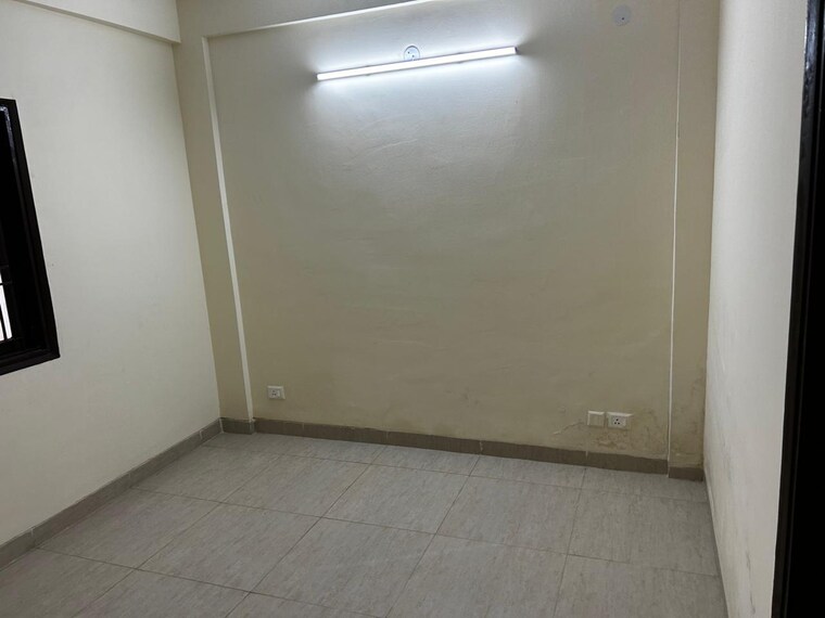 Room, wave-city 2 Bedroom 940 Sq.Ft. Builder Floor In Wave City Ghaziabad 9172714