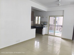 Room in 2.5 BHK Apartment at Fusion Homes, Tech Zone 4 Greater Noida – for Sale