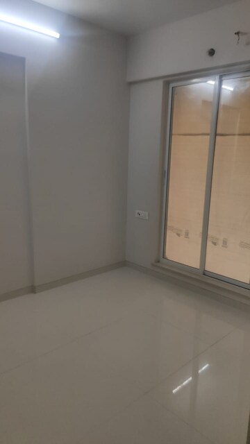 Room in 1 BHK Apartment at Unique Ivana, Mira Road – for Sale