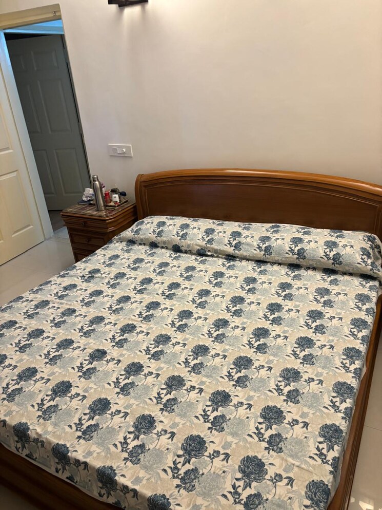 Bedroom, shree-vardhman-mantra 2 Bedroom 800 Sq.Ft. Apartment In Sector 67 Gurgaon 9172760