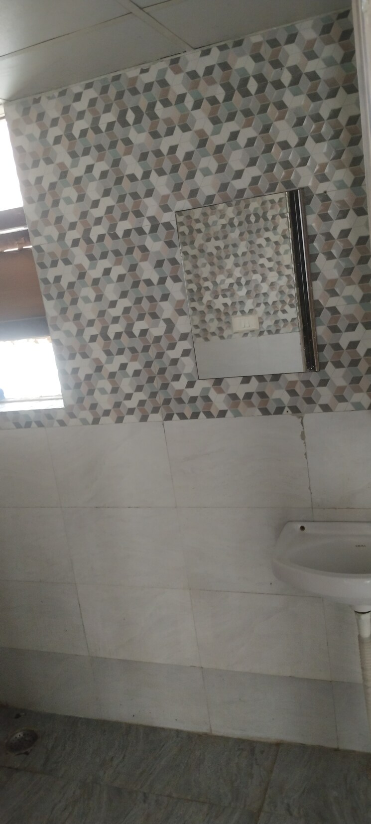 Bathroom, auric-city-homes 3 Bedroom 672 Sq.Ft. Apartment In Sector 82 Faridabad 9172771