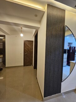 4 BHK + Servant Room Apartment For Sale in The New Greenwood