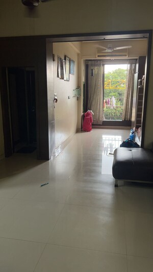 Room in 3 BHK Apartment at Bab E Ibrahim, Mazgaon – for Rent