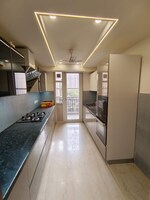 3 BHK + Extra Room 1600 Sq.Ft. Builder Floor in Smart World Orchard