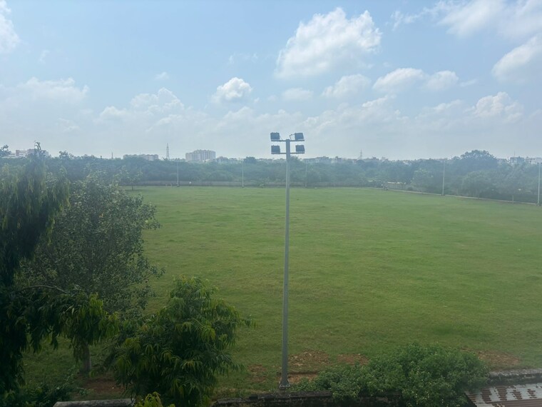 Garden, saket 1 Bedroom 500 Sq.Ft. Builder Floor In Saket Delhi 9172914