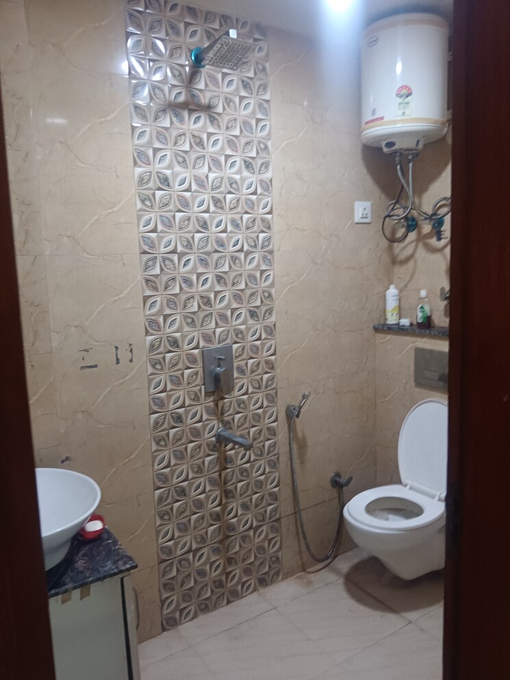 Bathroom, panchsheel vihar 2 Bedroom 675 Sq.Ft. Builder Floor In Panchsheel Vihar Delhi 9172942
