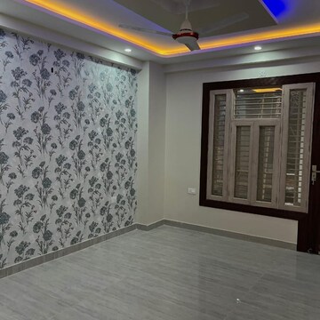 Room in 3 BHK Apartment at Jovian Luxury Homes , Industrial Area – for Rent