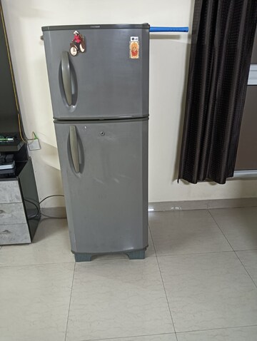 Building Lobby in 2 BHK Apartment at Shree Vardhman Mantra, Sector 67 – for Rent