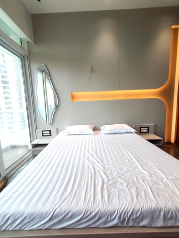 Bedroom in 3 BHK Apartment at Enpar Lotus 101 Worli Residences, Lower Parel – for Rent