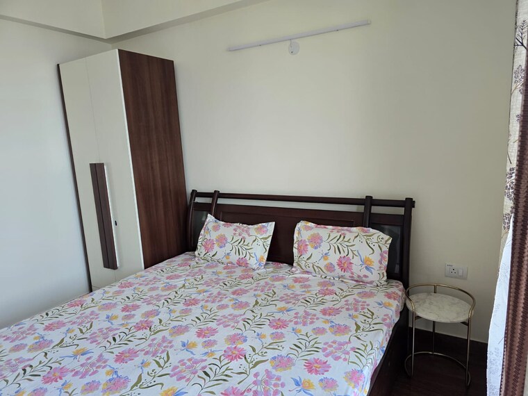 Bedroom, bestech-park-view-altura 3 Bedroom 1600 Sq.Ft. Apartment In Sector 79 Gurgaon 9172968