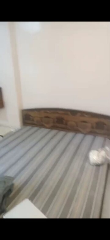 Bedroom in 2 BHK Apartment at Ashiyana Chs, Andheri West – for Rent