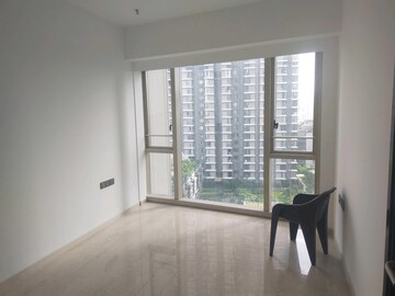 Room in 3 BHK Apartment at Lodha The Park, Worli – for Rent