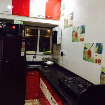 Kitchen in 1.5 BHK Apartment at Sion – for Sale