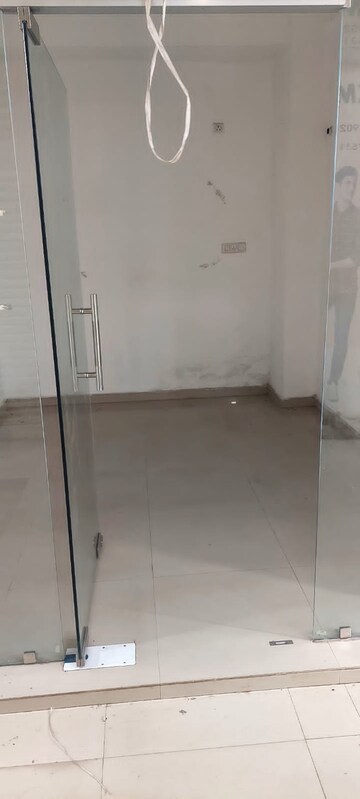  Shop For Sale in Pandri